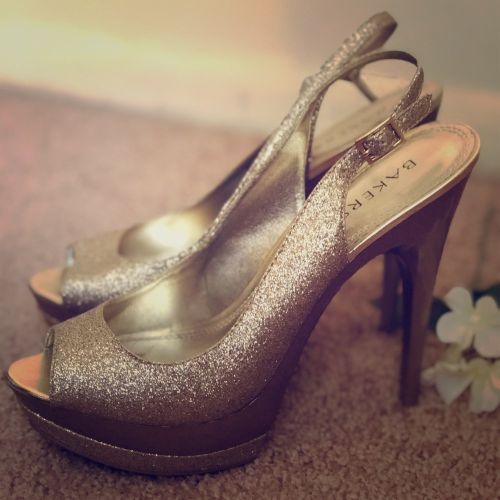 Gold sparkle wrap-around heels